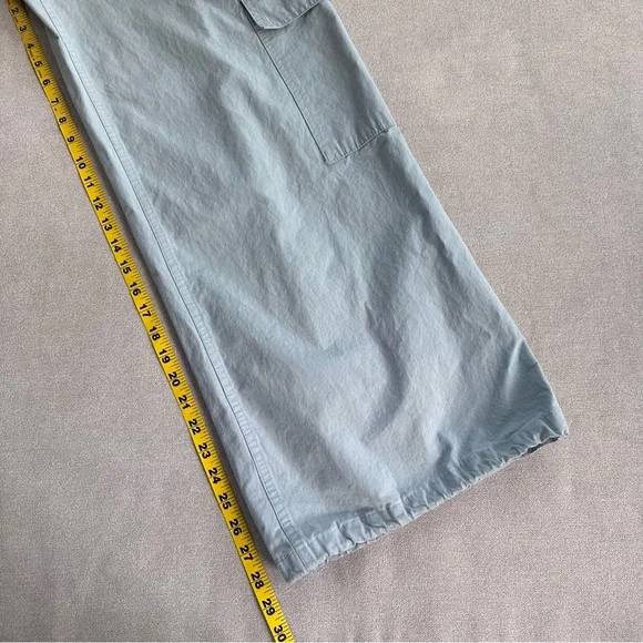 PacSun Parachute Cargo Pants. Light Blue. Medium. - Picture 9 of 10